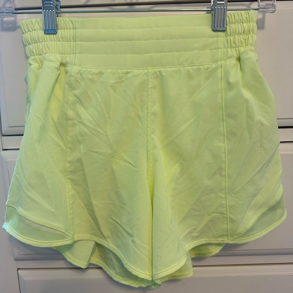Lululemon Athletica Athletic Shorts Lightweight Moisture-Wicking - Bright yellow